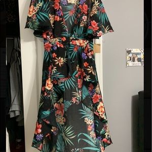 Flowy cover up